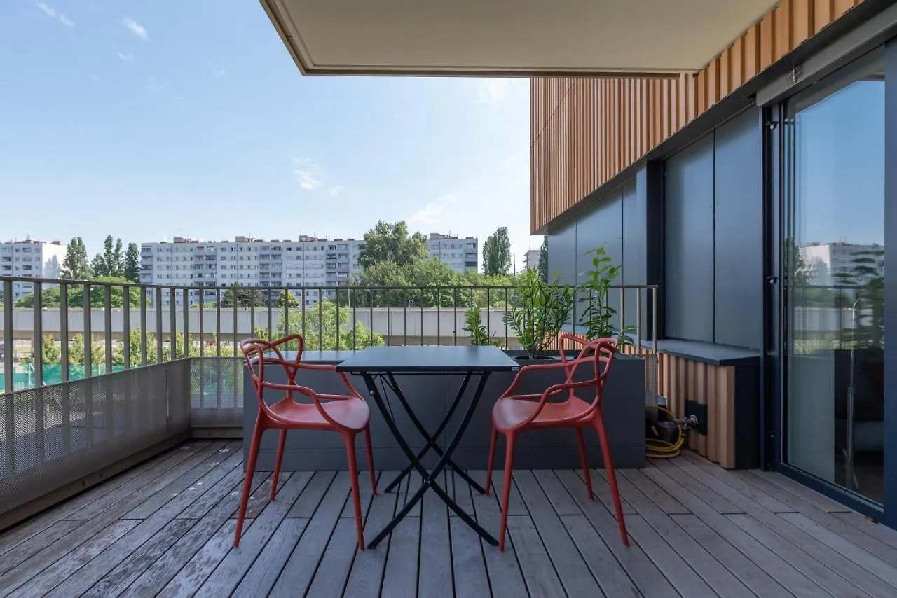 Apartment Neu Zentral Und Ruhig An Der U2 / Stadion Vienna
