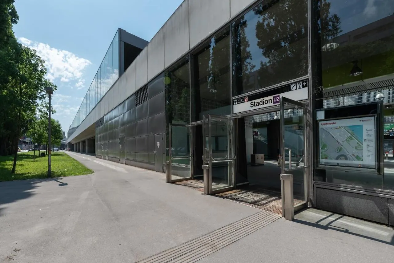 Apartment Neu Zentral Und Ruhig An Der U2 / Stadion Vienna